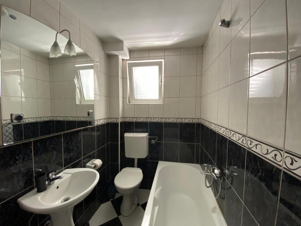 Veselinka Apartments & Rooms 부드바 외부 사진